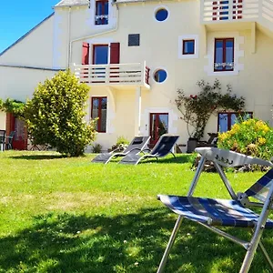 Les Hortensias Gr 34 - D'hotes Bed & Breakfast Trevou-Treguignec